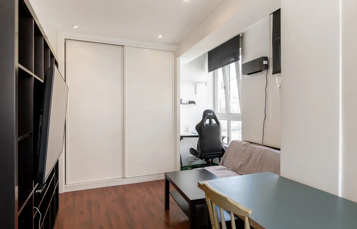 Piso en venta en A Coruña Capital  con Calefacción y Internet