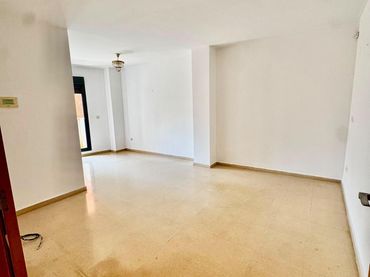 Apartment with balcony for sale in Saladar