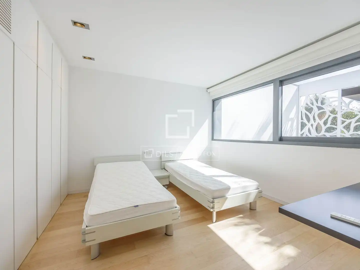 Bedroom of Houses for sale in Sagunto / Sagunt  with Air Conditioner, Parquet flooring and Swimming Pool