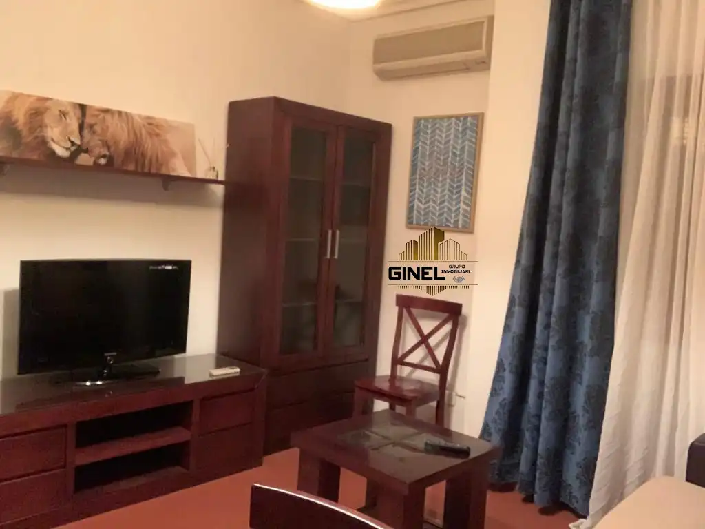 Sala d'estar de Pis de lloguer en Jaén amb Aire condicionat, Calefacció i Terrassa