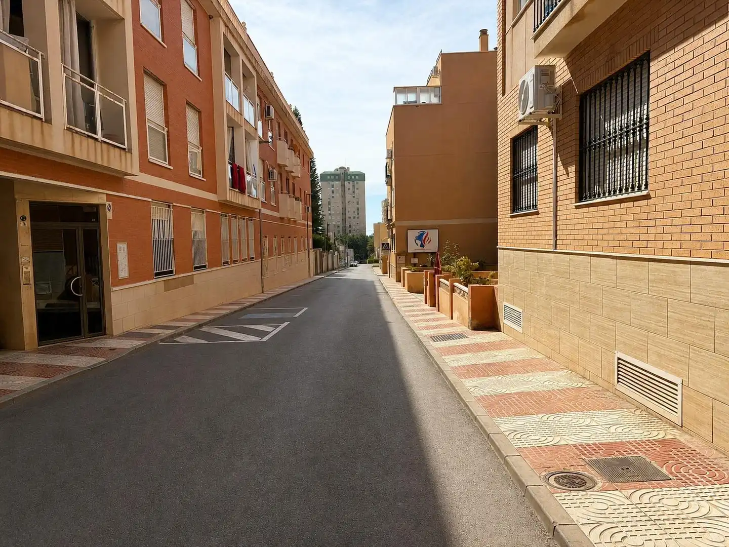 Exterior view of Ground floor for sale in Roquetas de Mar  with Furnished