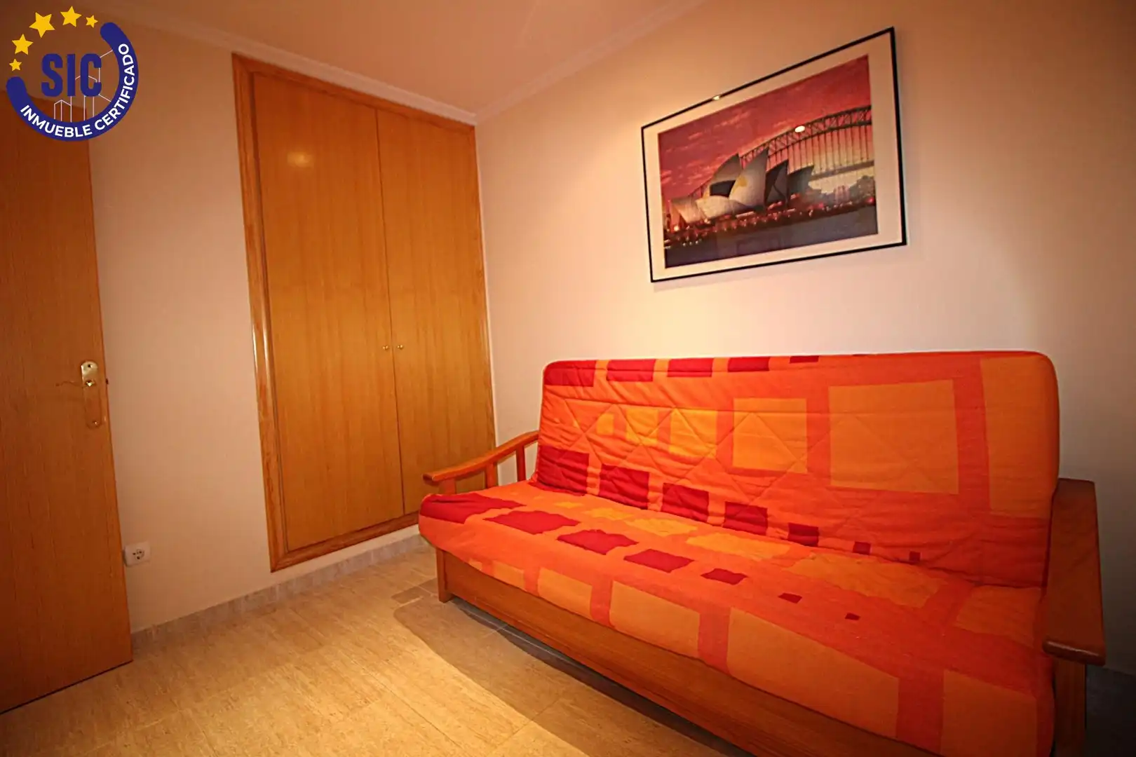 Dormitori de Apartament en venda en Oropesa del Mar / Orpesa amb Aire condicionat, Terrassa i Moblat