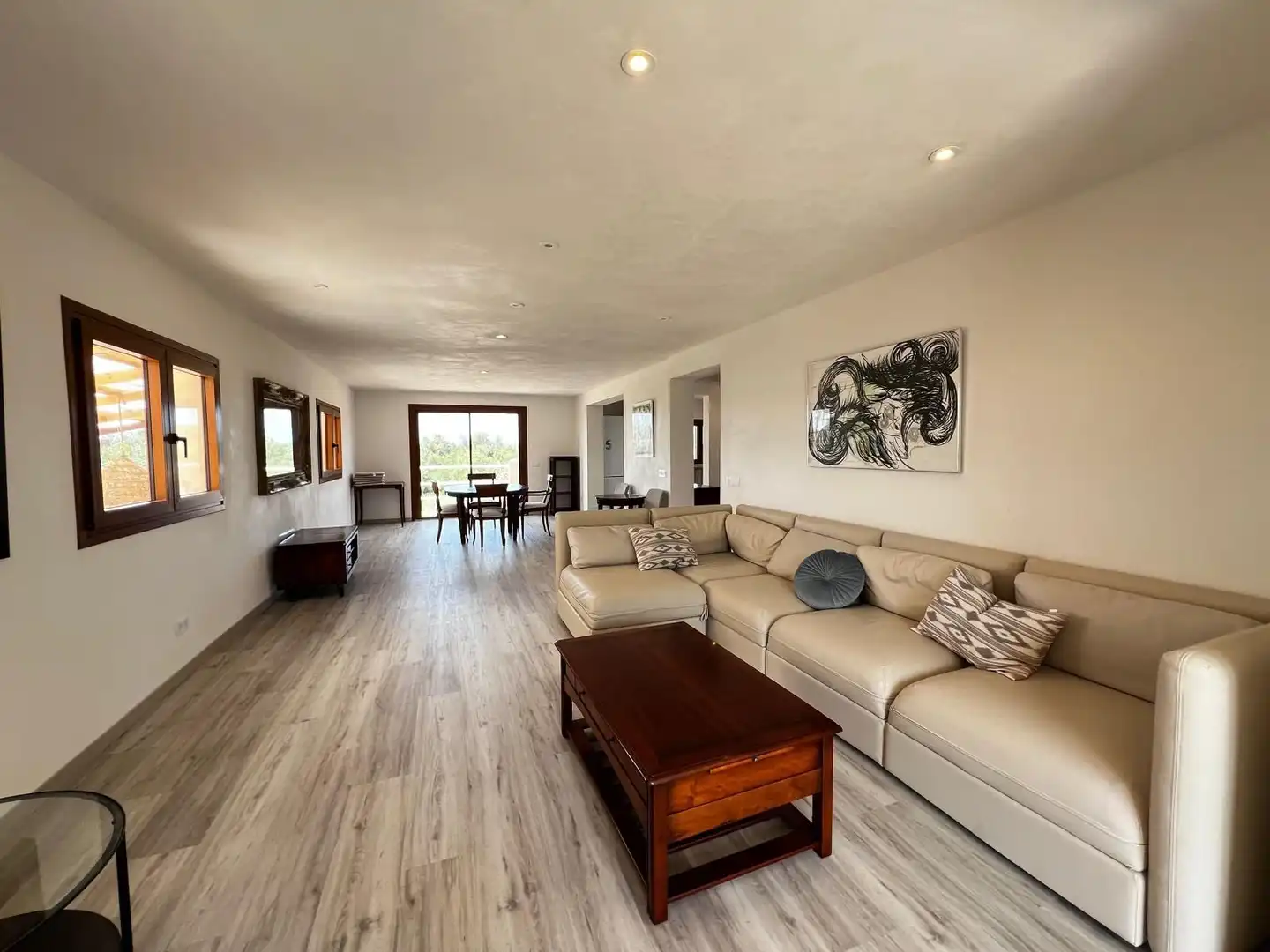 Sala de estar de Finca rústica de alquiler en Santanyí con Aire acondicionado, Calefacción y Terraza