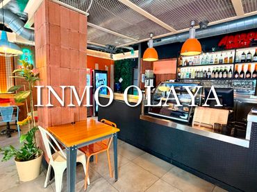 Local comercial en traspaso en Les Corts