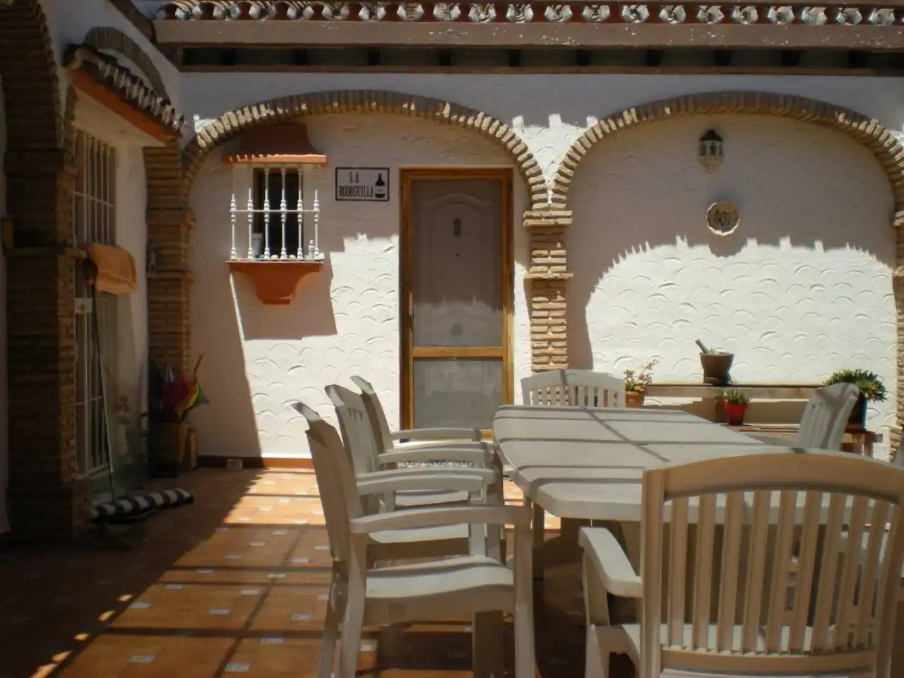 Terrassa de Casa o xalet en venda en Alhaurín de la Torre amb Jardí privat, Terrassa i Moblat