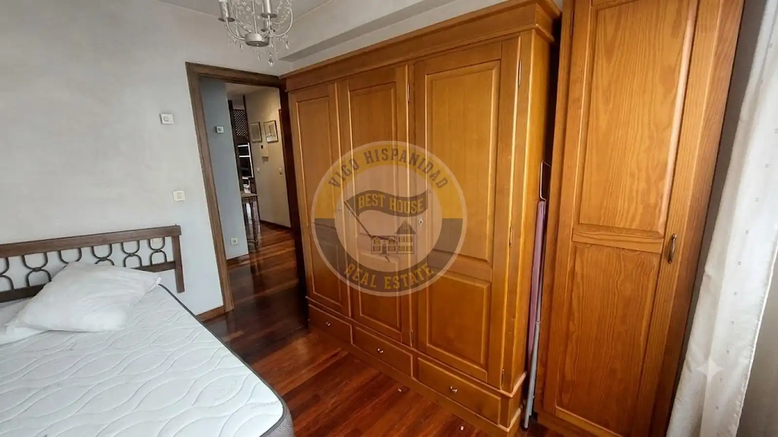 Habitación de Piso en venta en Vigo  con Calefacción