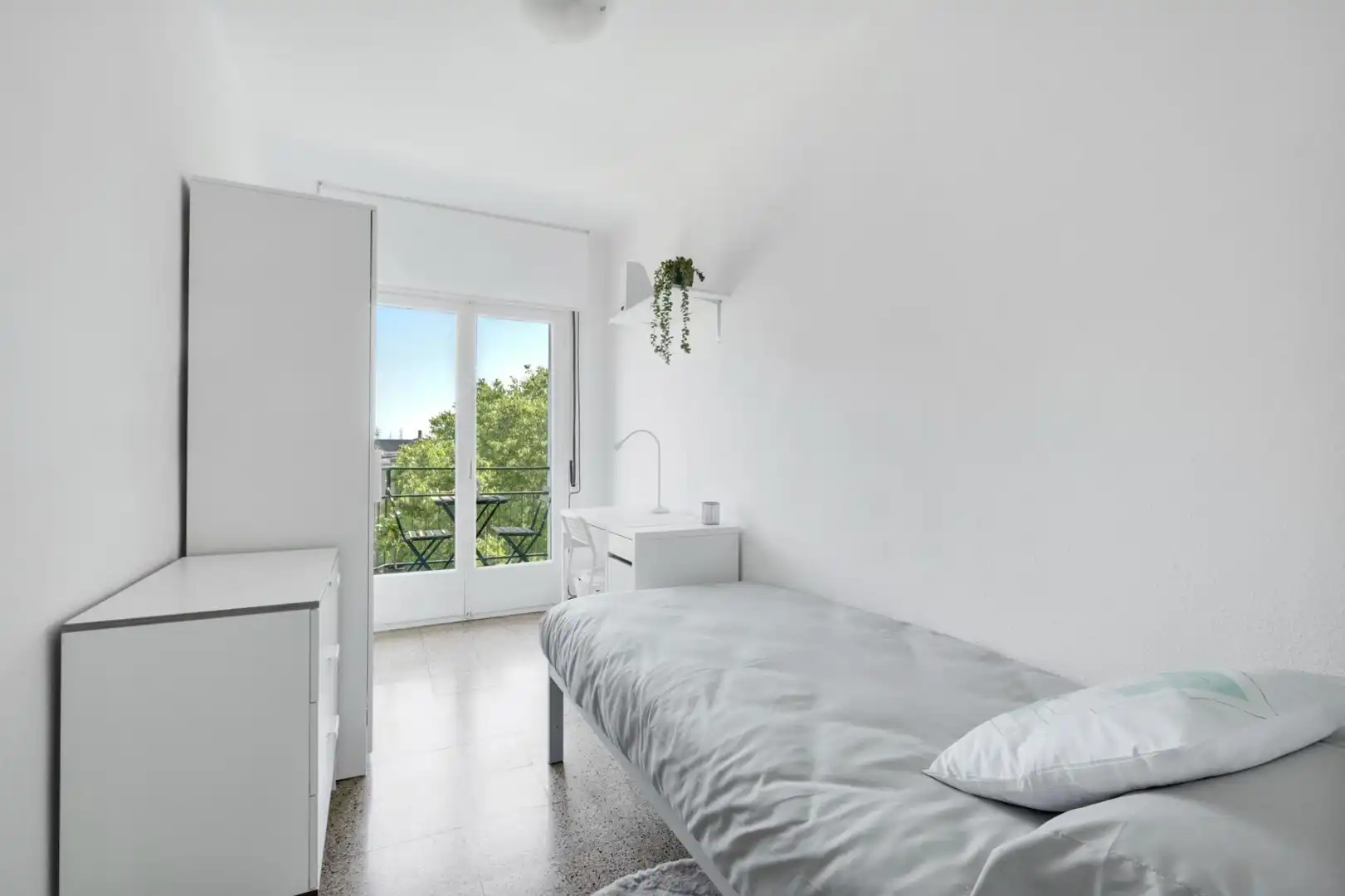 Apartments for rent in Carrer MORENETA, Mas Masó - Hospital