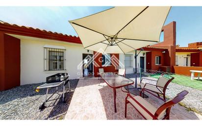 Jardí de Casa adosada en venda en Ayamonte amb Aire condicionat, Jardí privat i Terrassa