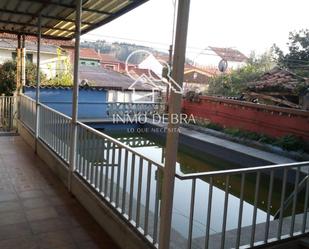 Terrassa de Casa o xalet en venda en Soto del Barco amb Calefacció, Traster i Piscina