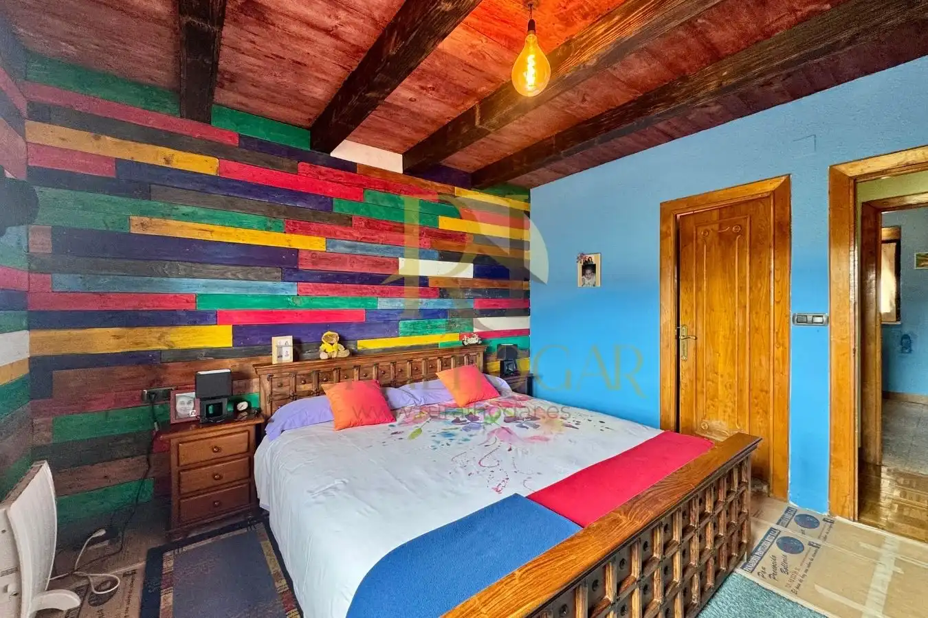 Bedroom of Commercial properties for sale in Villamanín  with Heating, Terrace and Furnished