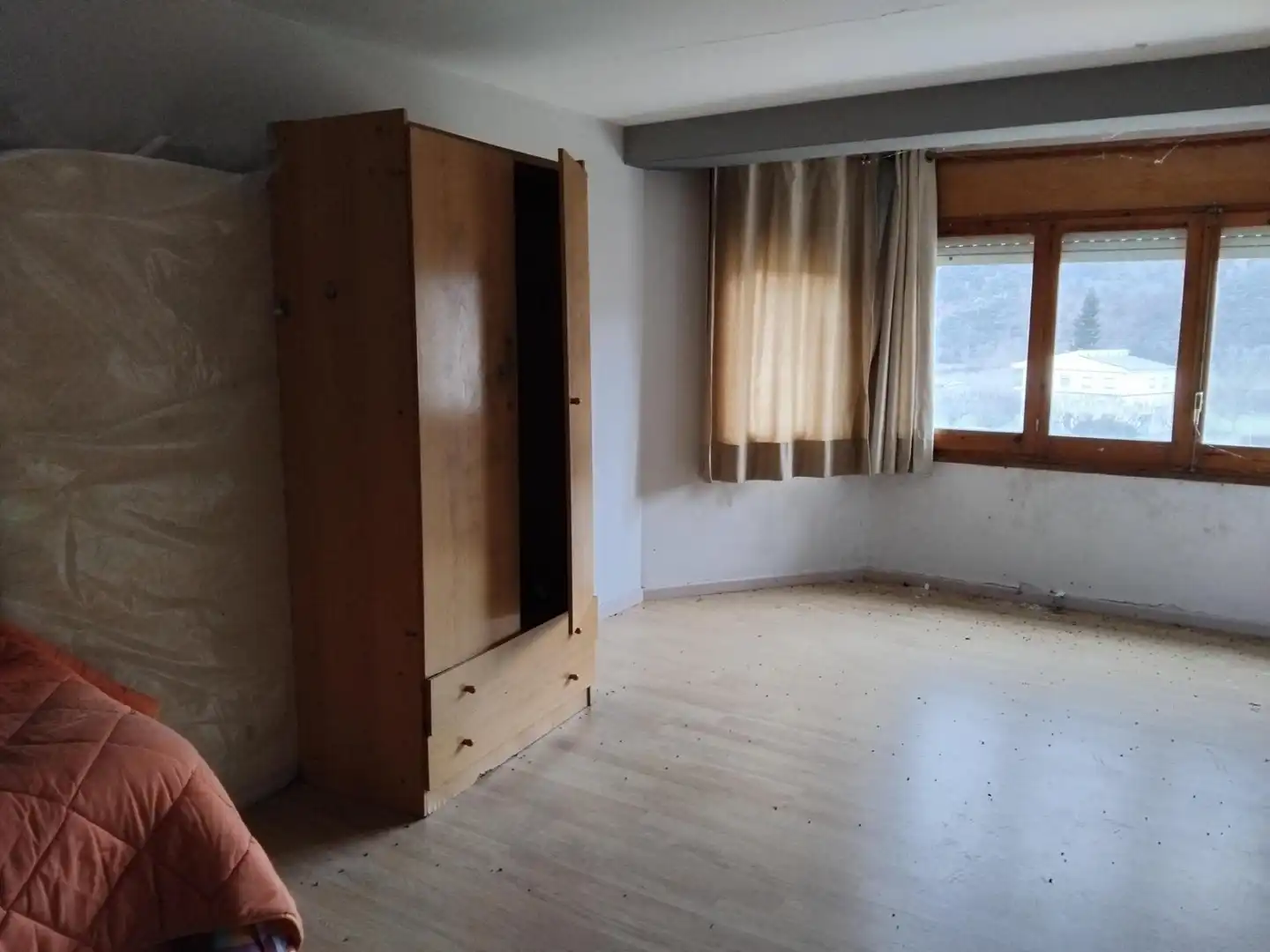 Habitación de Finca rústica en venta en Ribera d'Urgellet con Calefacción y Jardín privado