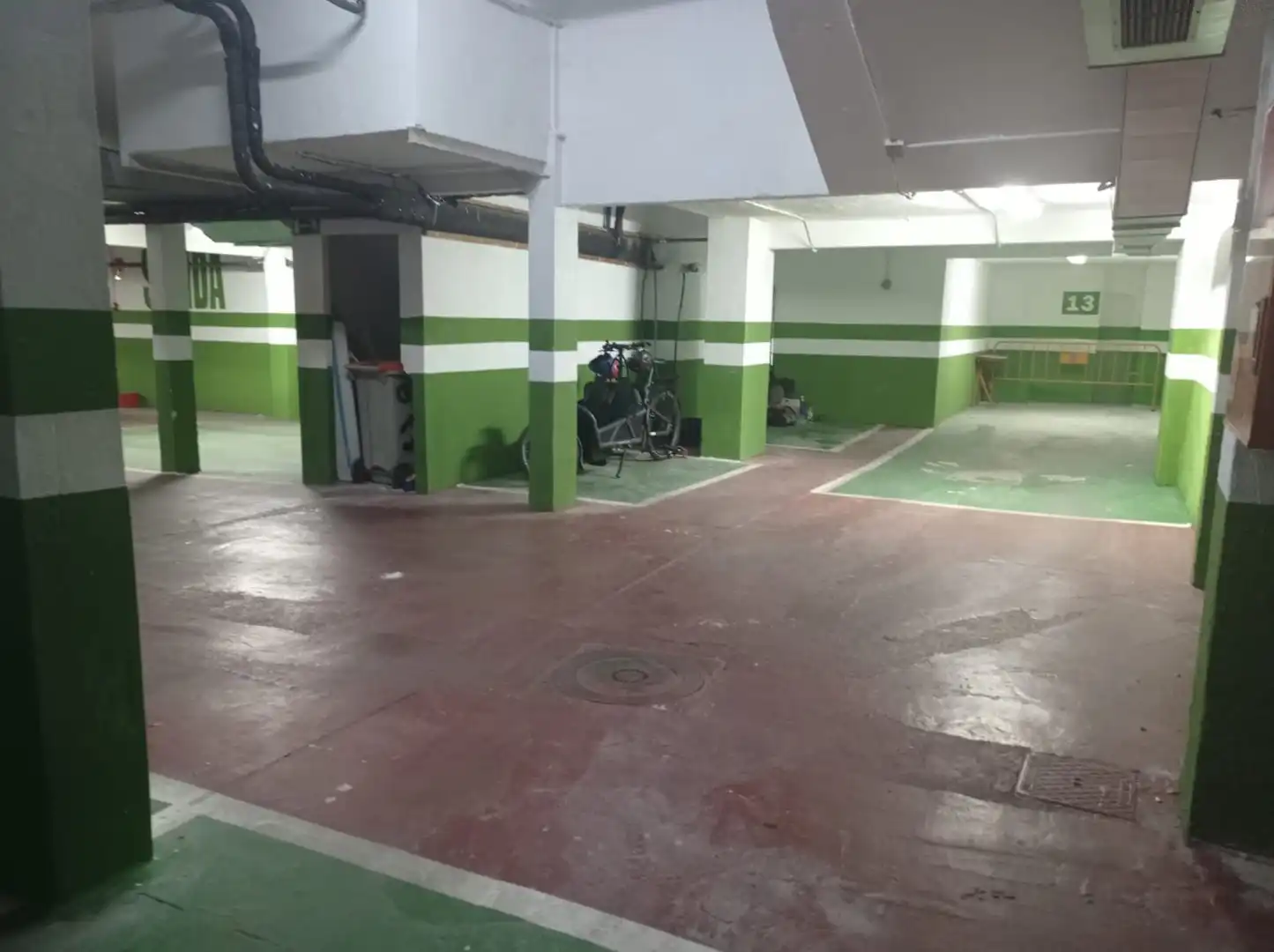 Aparcament de Garatge en venda en Madrid