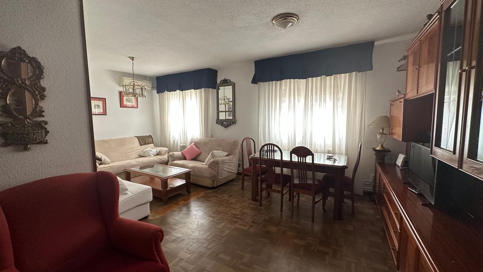 Living room of Apartment to rent in Villaviciosa de Odón  with Air Conditioner, Heating and Parquet flooring