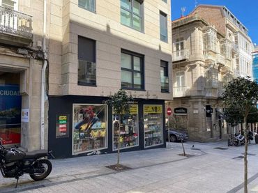 Local comercial en venta en Calle Perú 4
