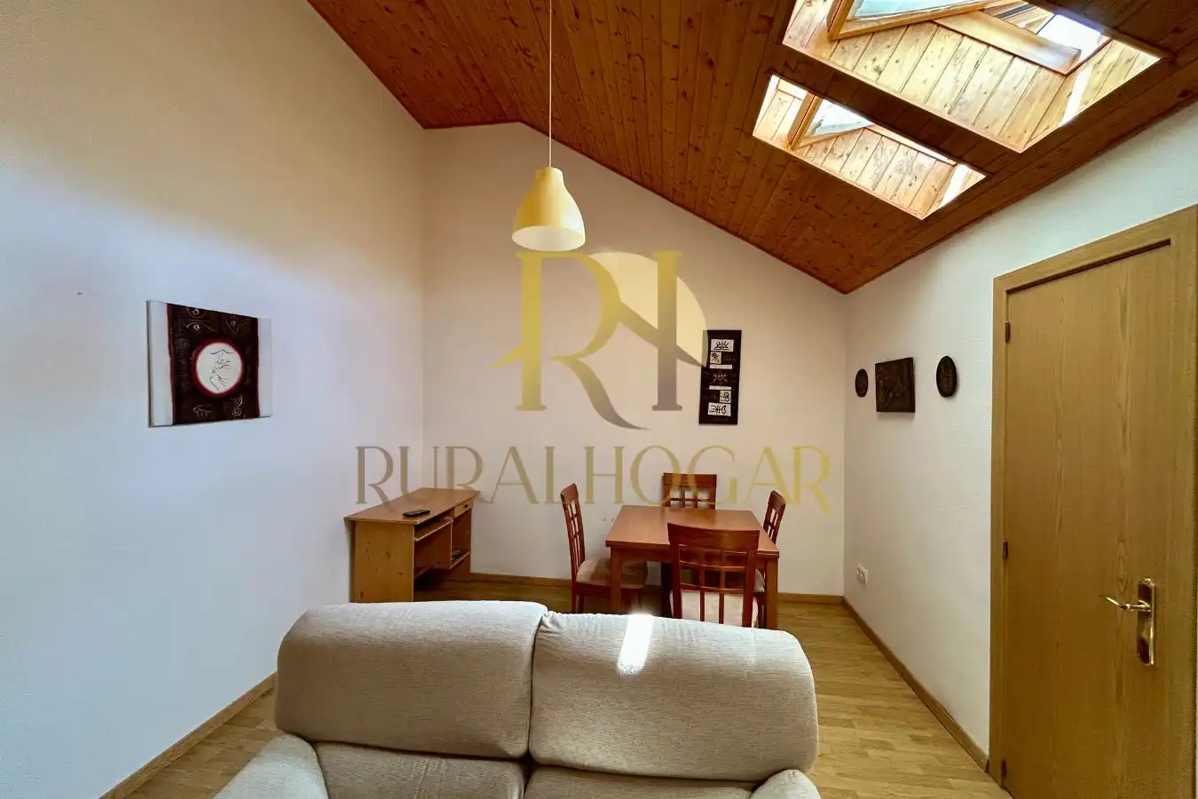 Wohnzimmer von Wohnung zum Verkauf in Cabrillanes