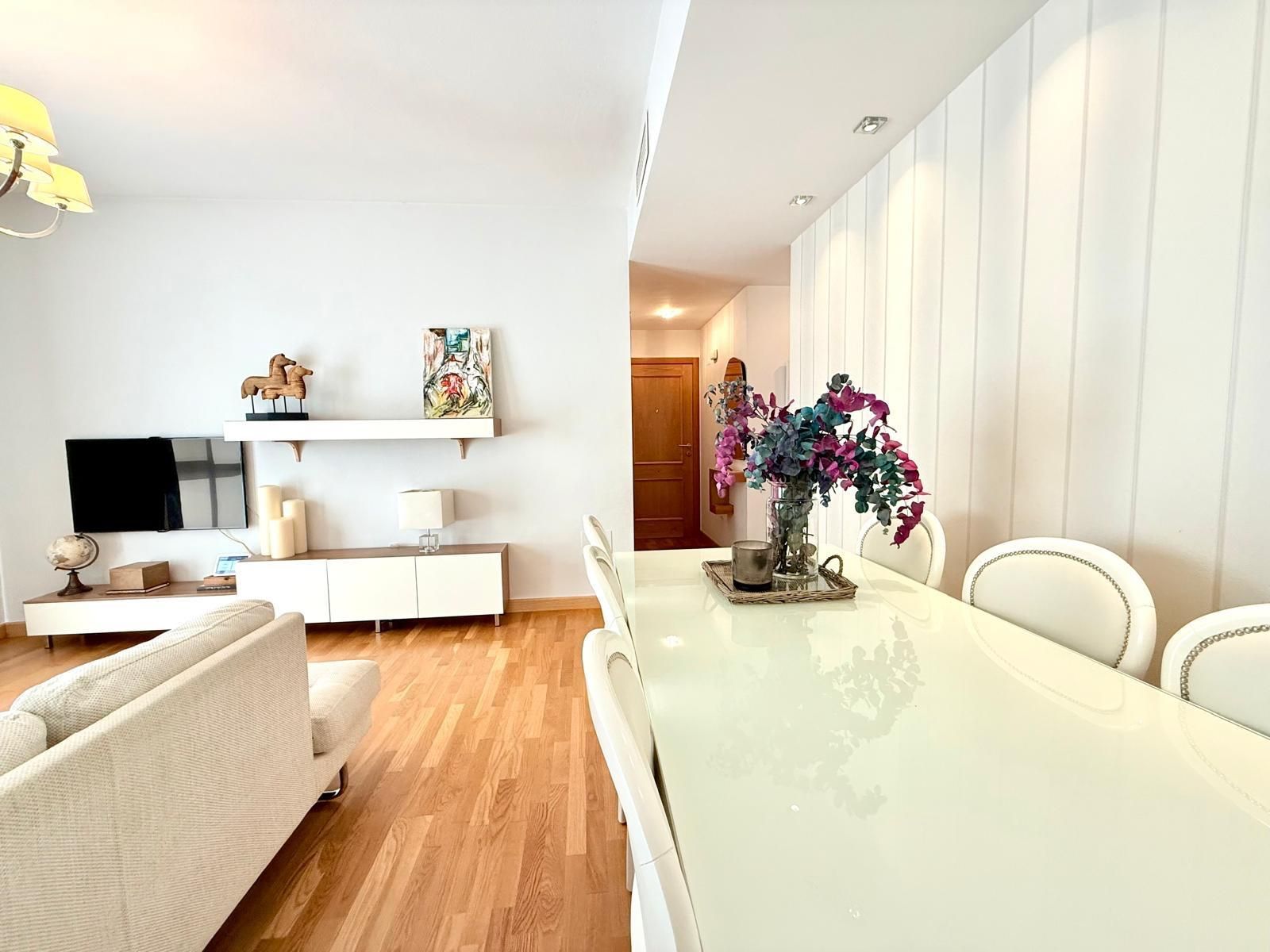 Menjador de Pis en venda en  Murcia Capital amb Aire condicionat, Calefacció i Traster