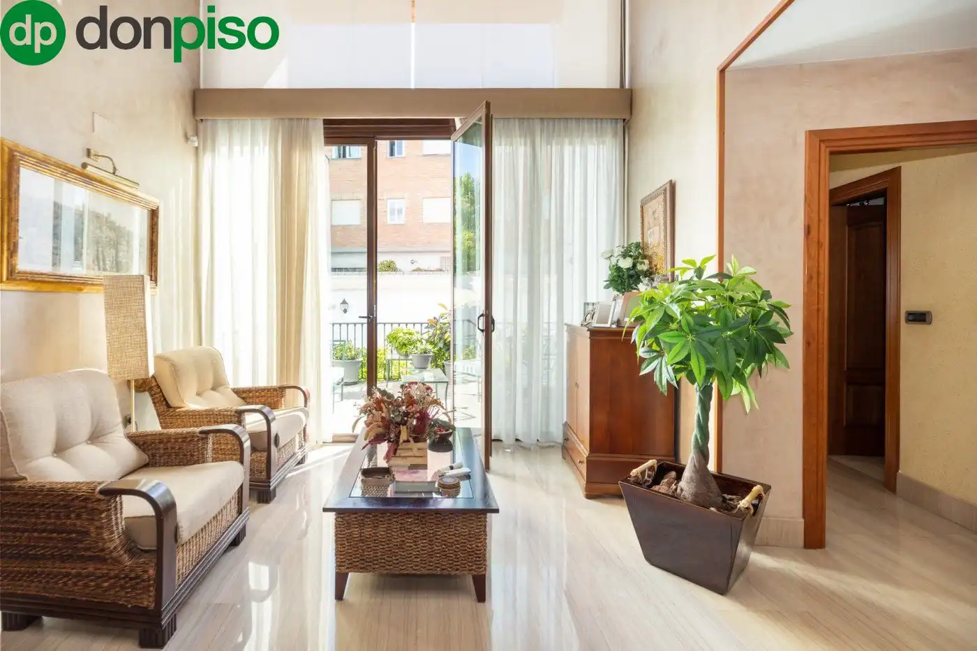Living room of Houses for sale in Granada  with Air Conditioner, Heating and Terrace