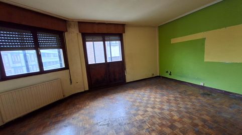 Foto 4 de Piso en venta en Calle Calle Celleruelo, 34, La Pola Siero, Siero