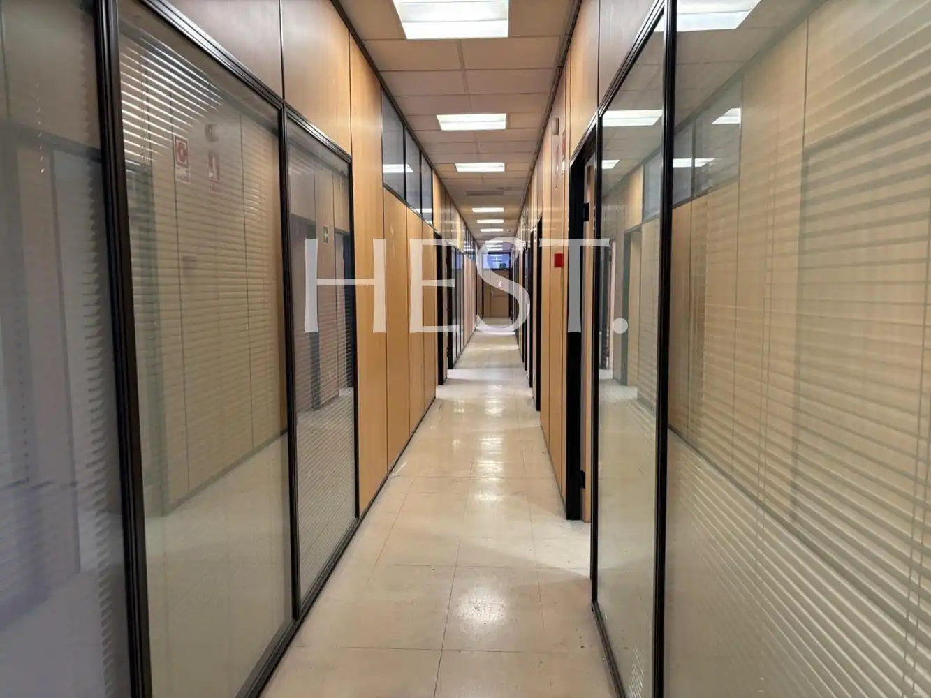 Industrial building for sale in Carrer del Tambor del Bruc, imagen 11