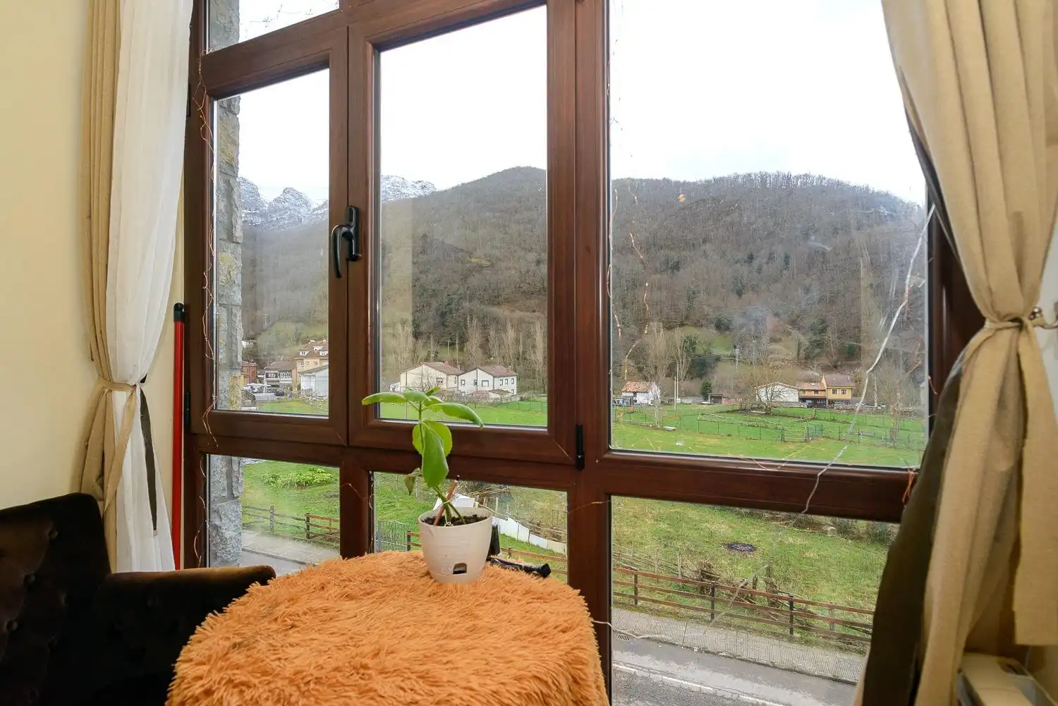 Terraza de Piso en venta en Aller con Calefacción, Trastero y Amueblado