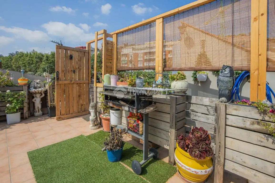 Terraza de Piso en venta en Montcada i Reixac con Terraza