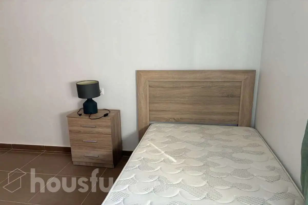 Dormitori de Pis de lloguer en Sagunto / Sagunt amb Parquet, Moblat i Balcó