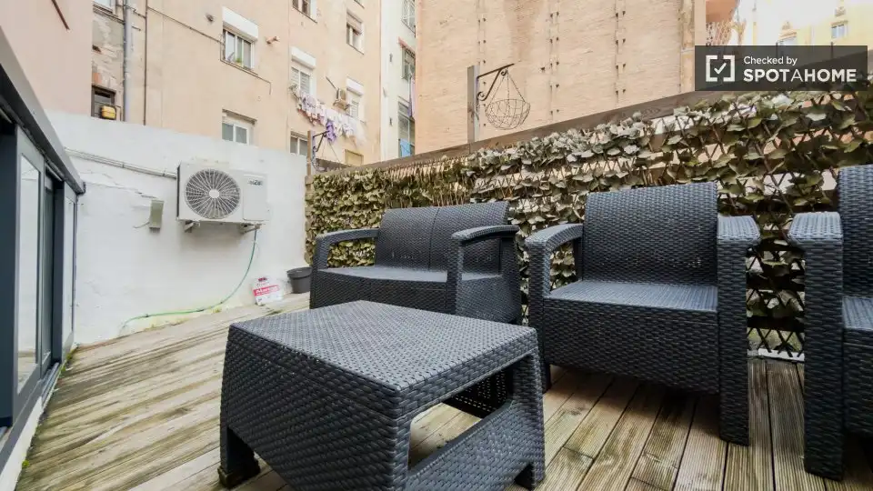 Flat for rent in El Raval
