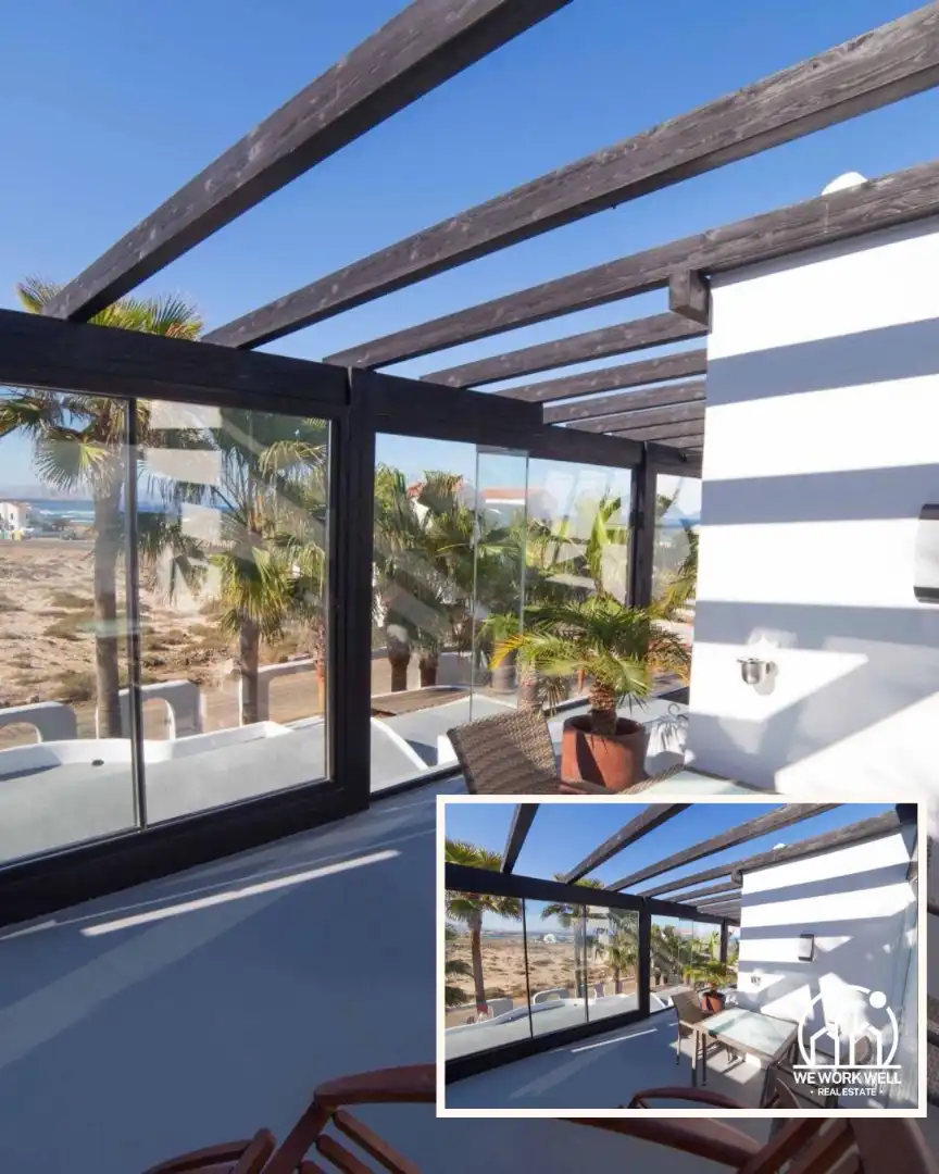 Terrassa de Casa o xalet en venda en La Oliva amb Aire condicionat, Jardí privat i Parquet