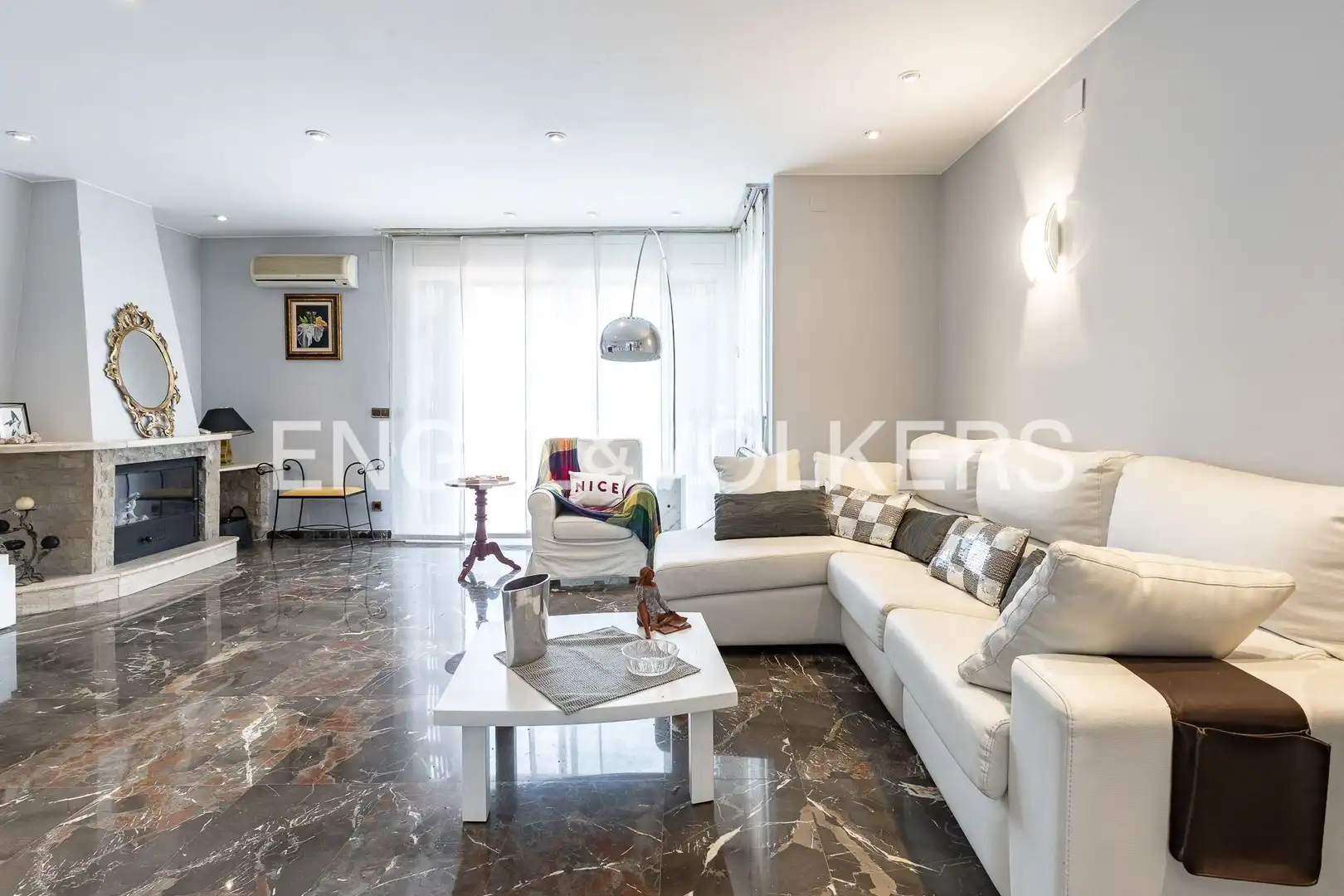 Living room of Detached homes for rent in Barberà del Vallès  with Air Conditioner, Heating and Private garden