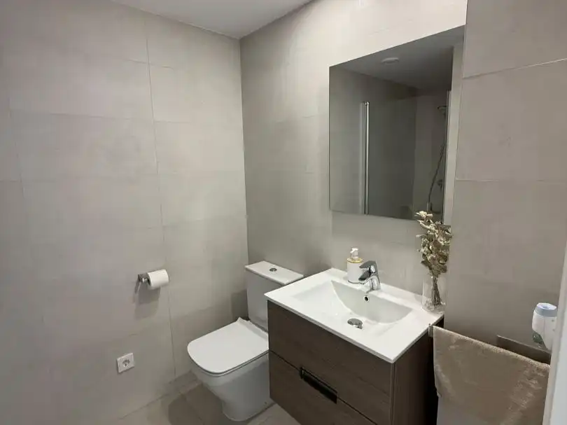 Badezimmer von Wohnung zum Verkauf in Eivissa mit Klimaanlage, Terrasse und Balkon