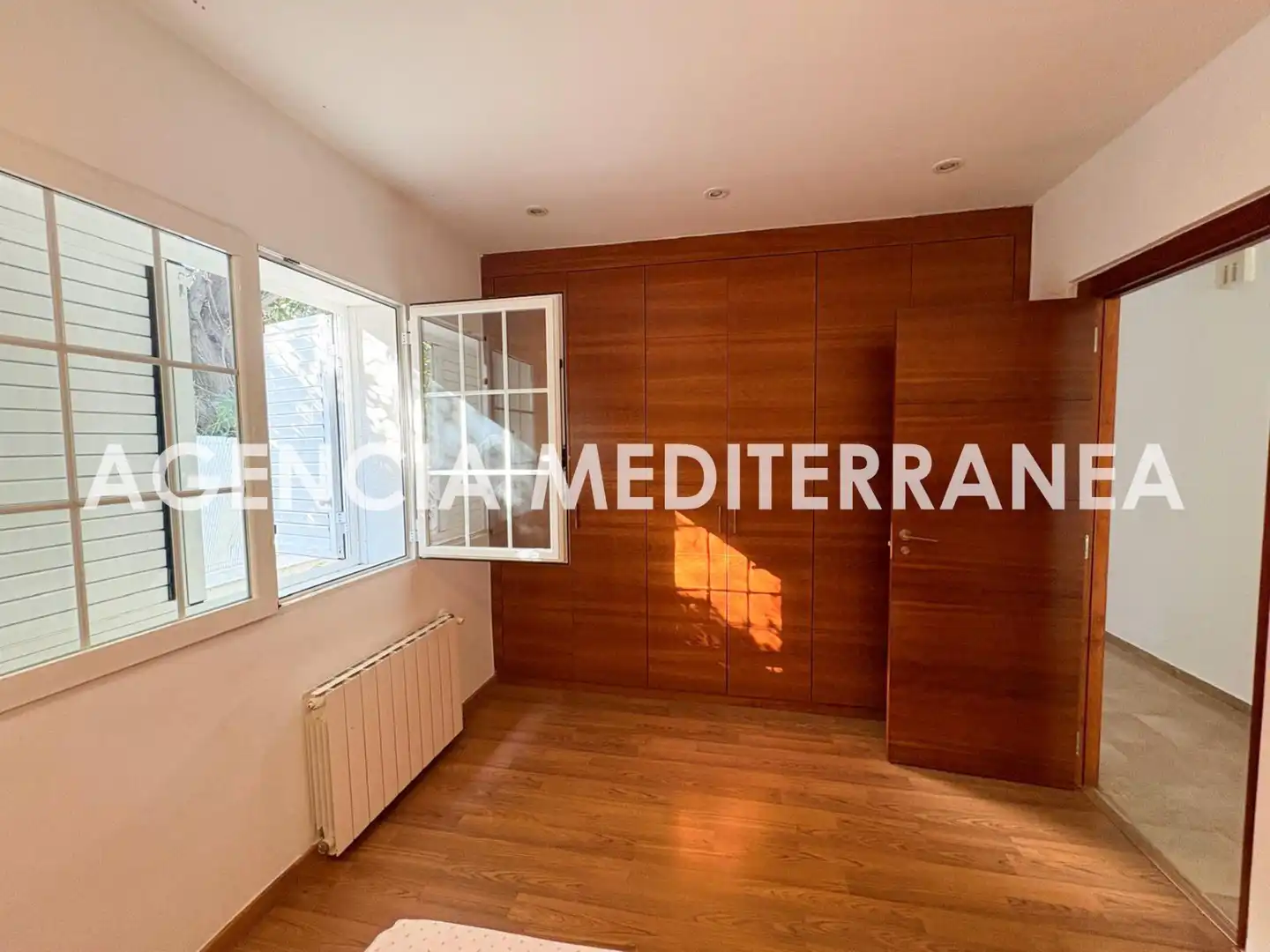 Habitación de Casa o chalet en venta en Paterna con Calefacción, Jardín privado y Terraza