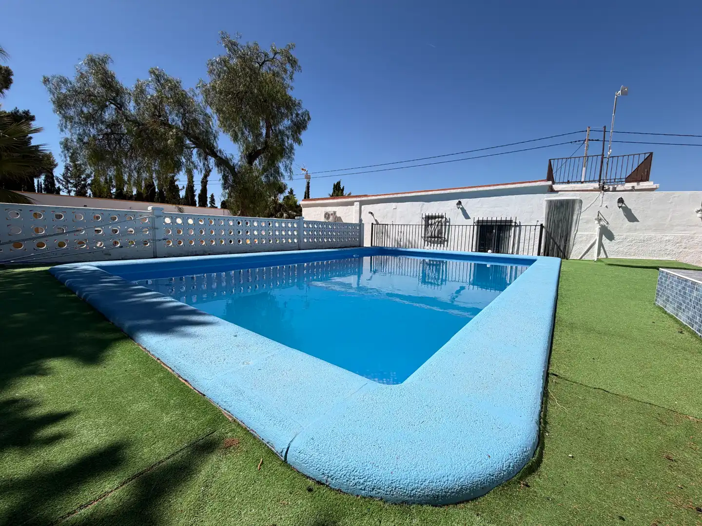 Piscina de Casa o xalet en venda en Aspe amb Aire condicionat, Calefacció i Jardí privat