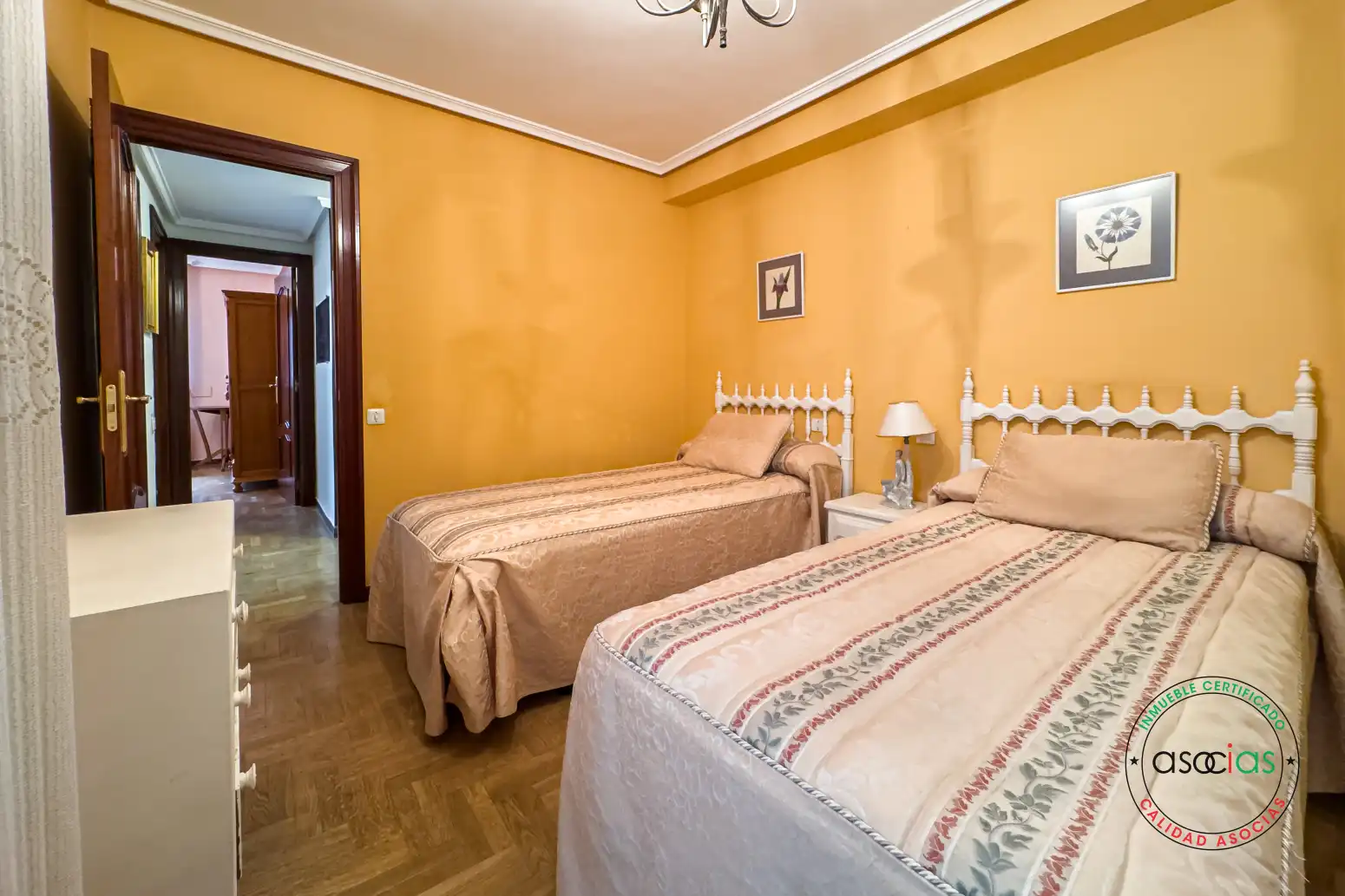 Habitación de Piso en venta en Gijón  con Parquet y Terraza