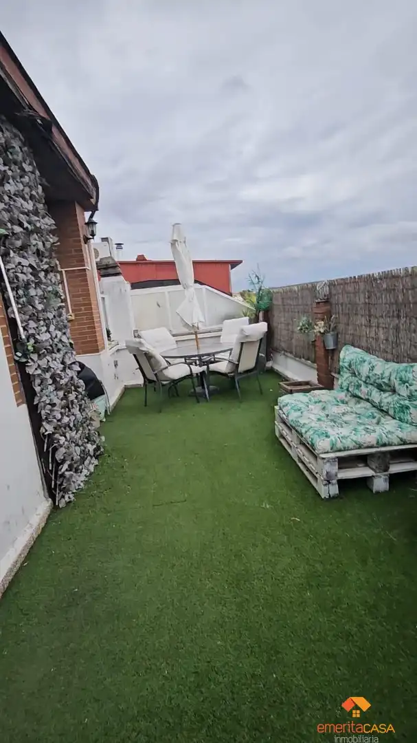 Terrassa de Dúplex en venda en Mérida amb Aire condicionat i Calefacció