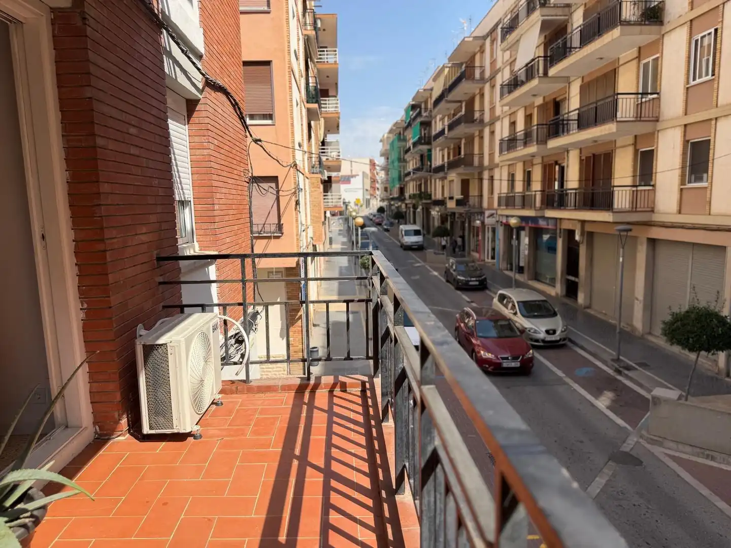 Exterior view of Flat for sale in Valls  with Air Conditioner, Heating and Terrace
