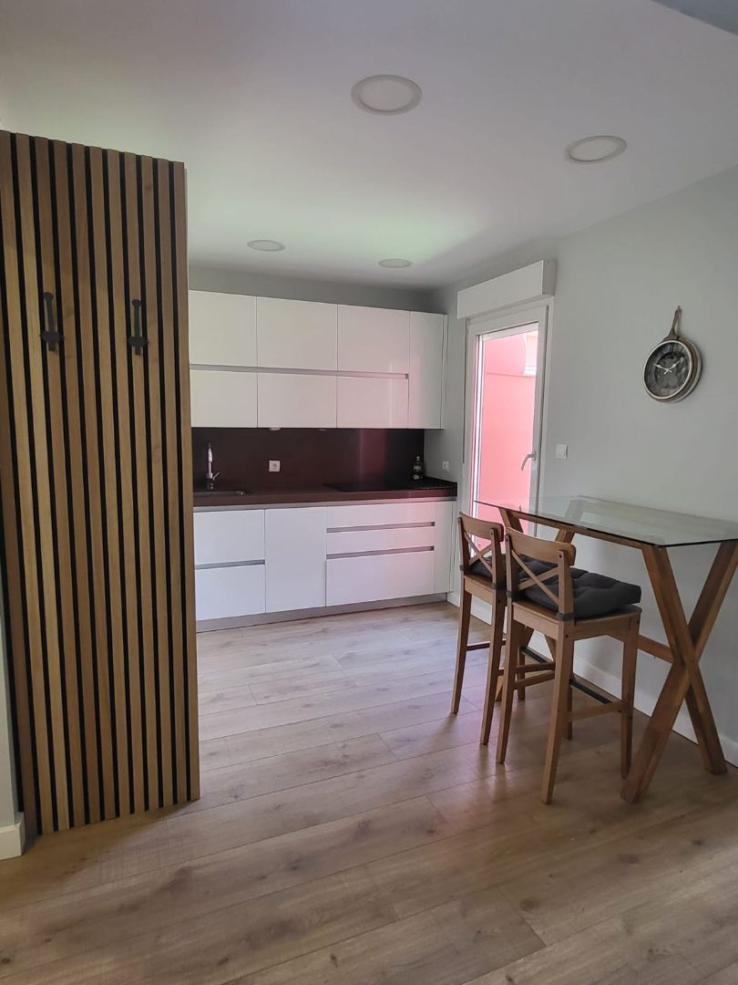 Cuina de Dúplex de lloguer en  Madrid Capital amb Aire condicionat, Calefacció i Parquet