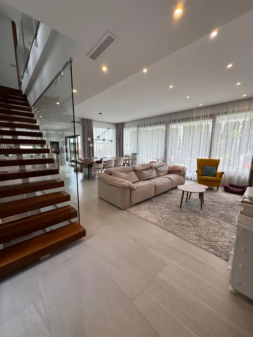 Villa con terrazza in vendita a Golf Bahía, imagen 33