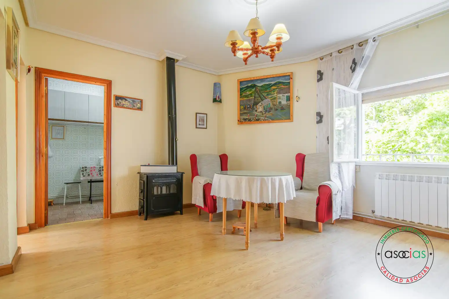 Living room of Flat for sale in Cudillero  with Heating and Furnished