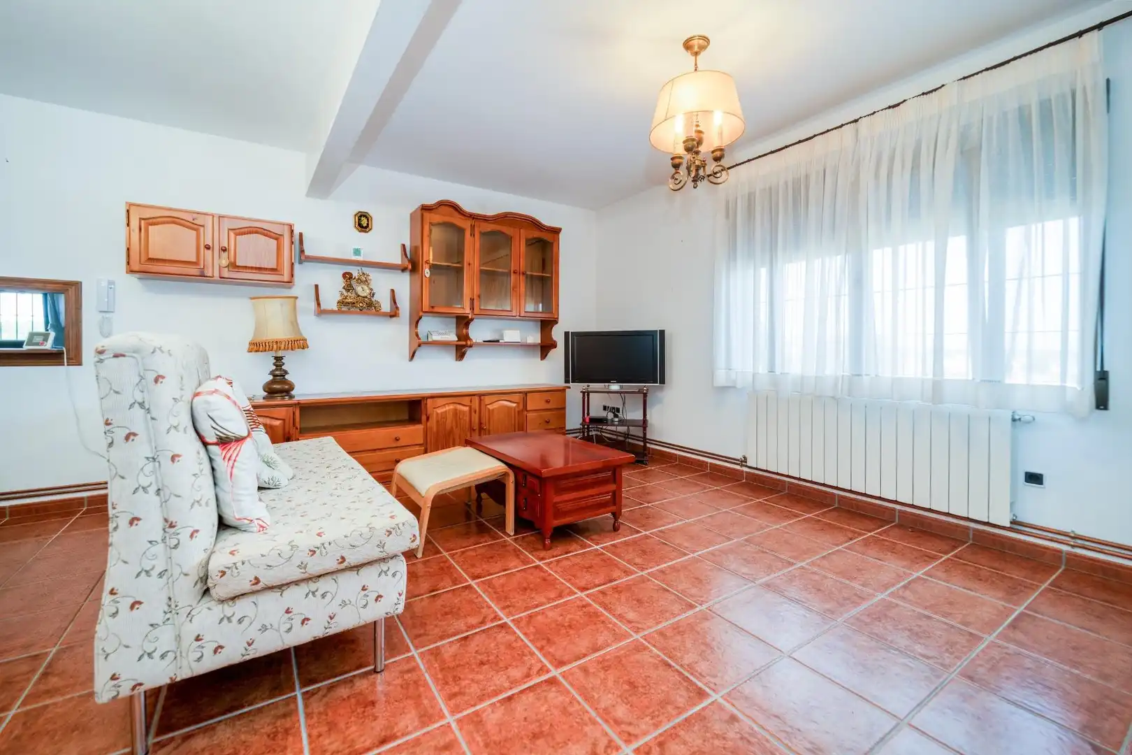 Sala d'estar de Casa o xalet en venda en San Martín de Pusa amb Aire condicionat, Calefacció i Jardí privat