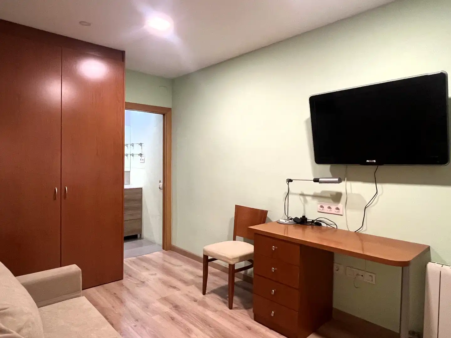 Casa adosada en venta en Carrer de les Colomeres, 84, Centre - Estació
