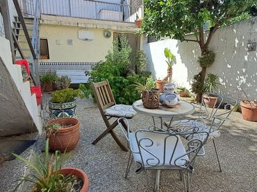 Terraced house with garden for sale in Goya