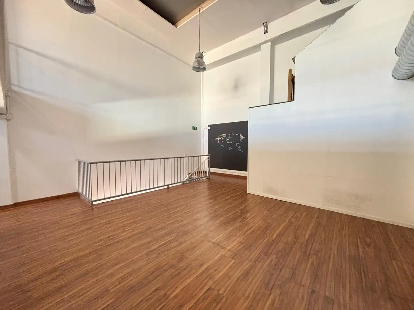 Commercial properties for rent in Las Rozas de Madrid  with Air Conditioner and Heating