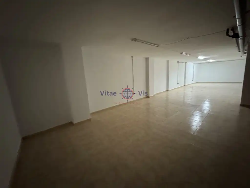 Local comercial de lloguer a Calle Corredera