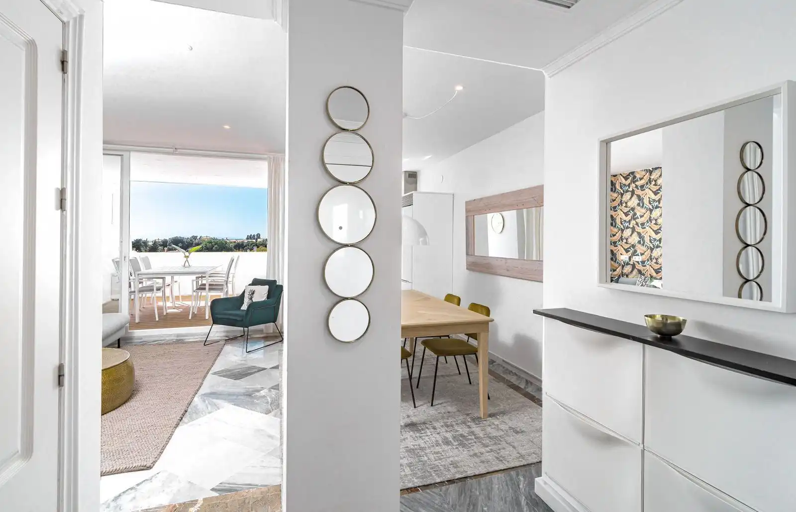Apartament en venda en Marbella amb Terrassa, Moblat i Piscina comunitària