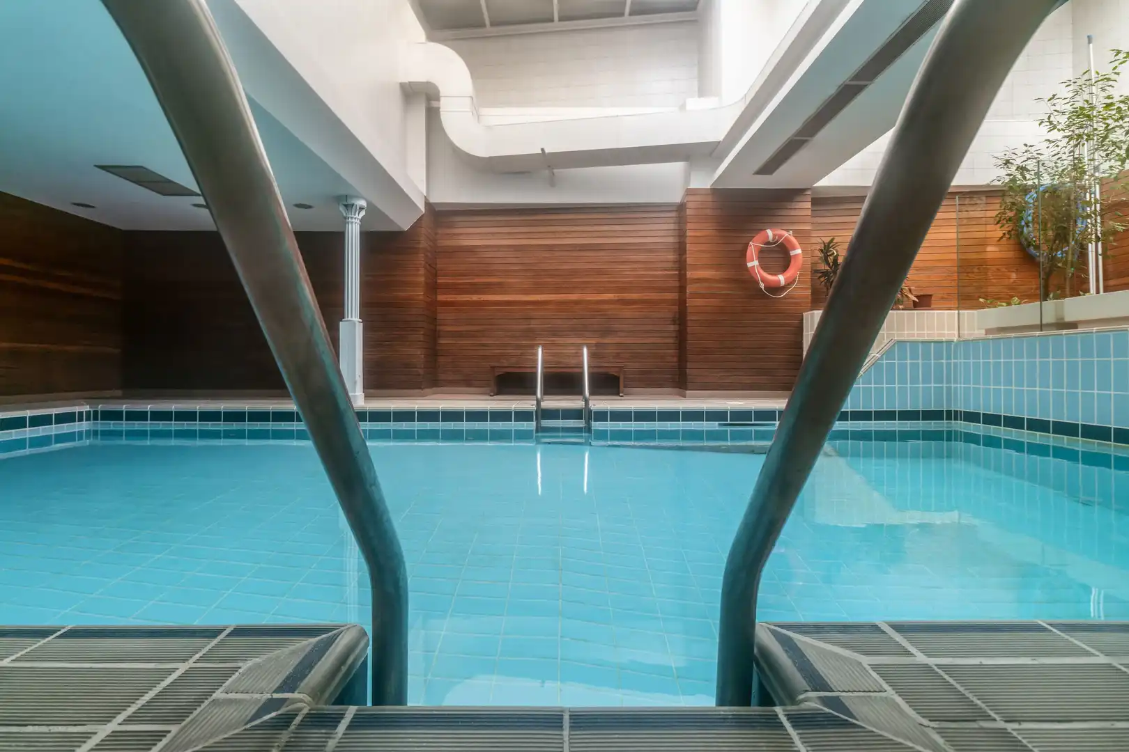 Piscina de Apartamento de alquiler en Madrid con Aire acondicionado, Calefacción y Amueblado