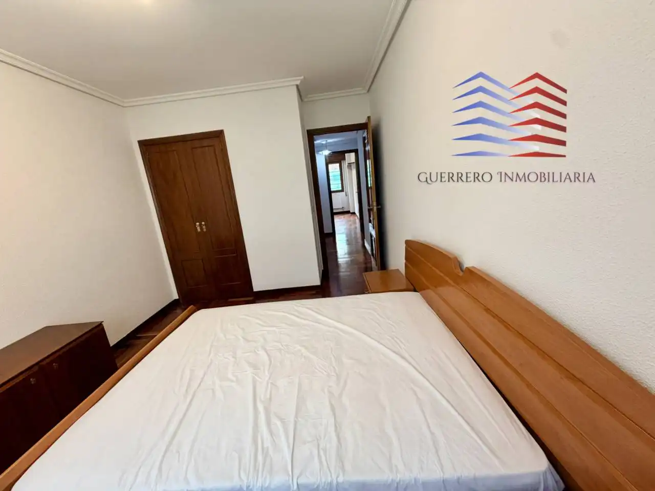 Habitación de Piso de alquiler en Vigo  con Calefacción, Parquet y Terraza