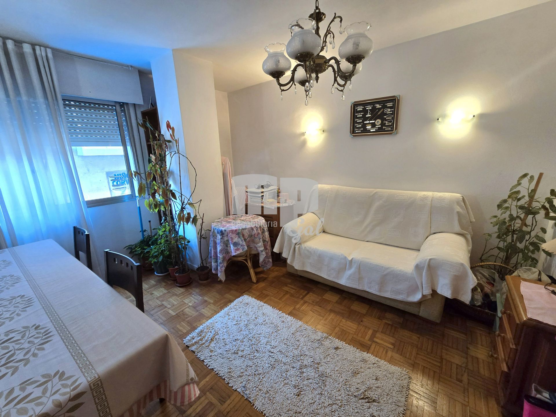 Living room of Flat for sale in Vigo   with Heating, Parquet flooring and Storage room
