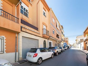 Adossat amb balcó en venda a ALMERIA