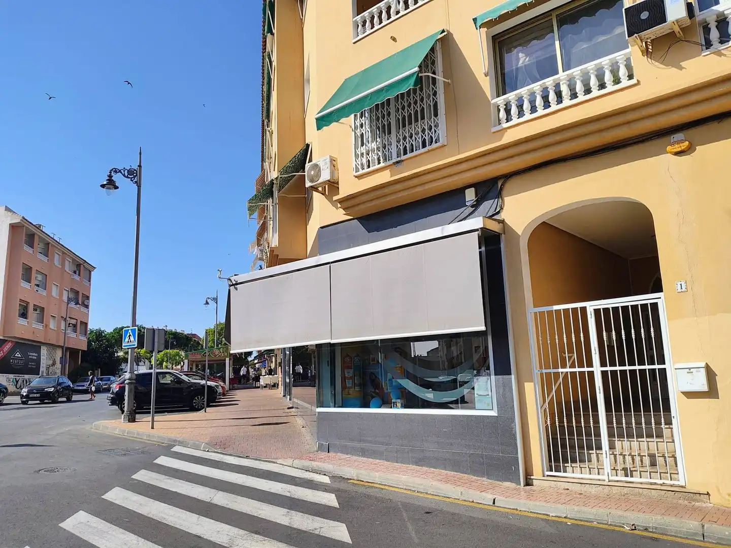 Vista exterior de Piso en venta en San Pedro del Pinatar con Aire acondicionado, Calefacción y Jardín privado