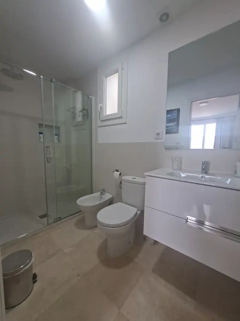 Bathroom of Flat for sale in Palma del Río  with Air Conditioner, Heating and Terrace